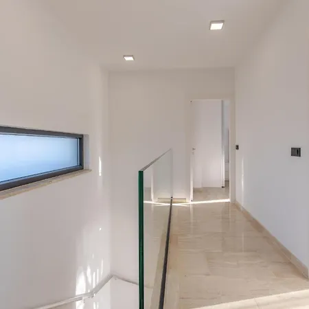 In Krk With Indoor Swimming Pool * Vrh (Krk)